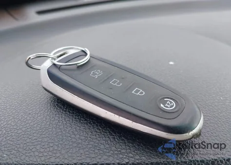 2013 Ford Explorer Limited z USA, uszkodzony, nr VIN 1FM5K8F8XDGA21345